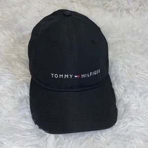 Tommy Hilfiger black hat